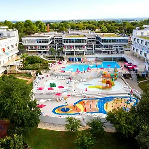 Отель Delfin Plava Laguna, Mugeba