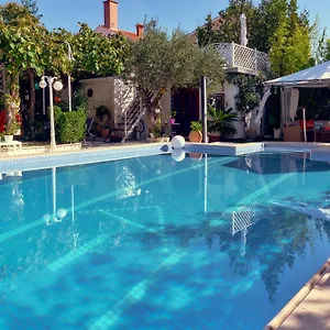 Ines - Annex Bed & Breakfast Zadar