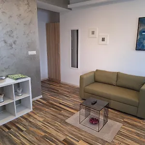 3* Maison d'hôtes And Lorena 236