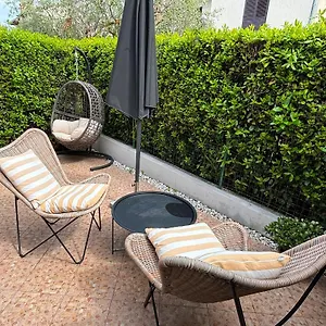 4* Couette-café Marina & Parking Free
