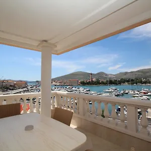 Palace 4*, Trogir Horvátország